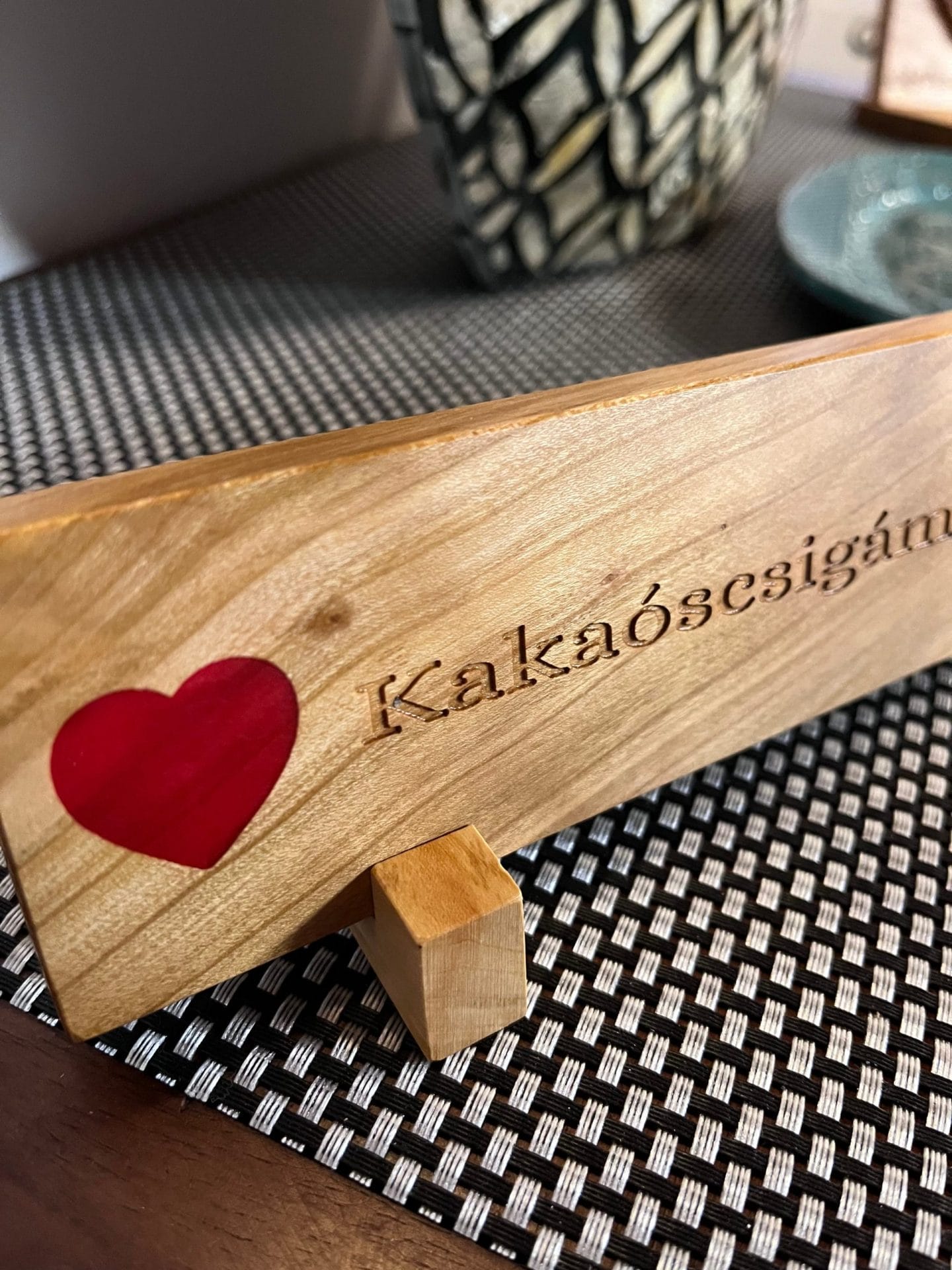 Kakaoscsigam-kozepe-vagy-asztaldisz-3
