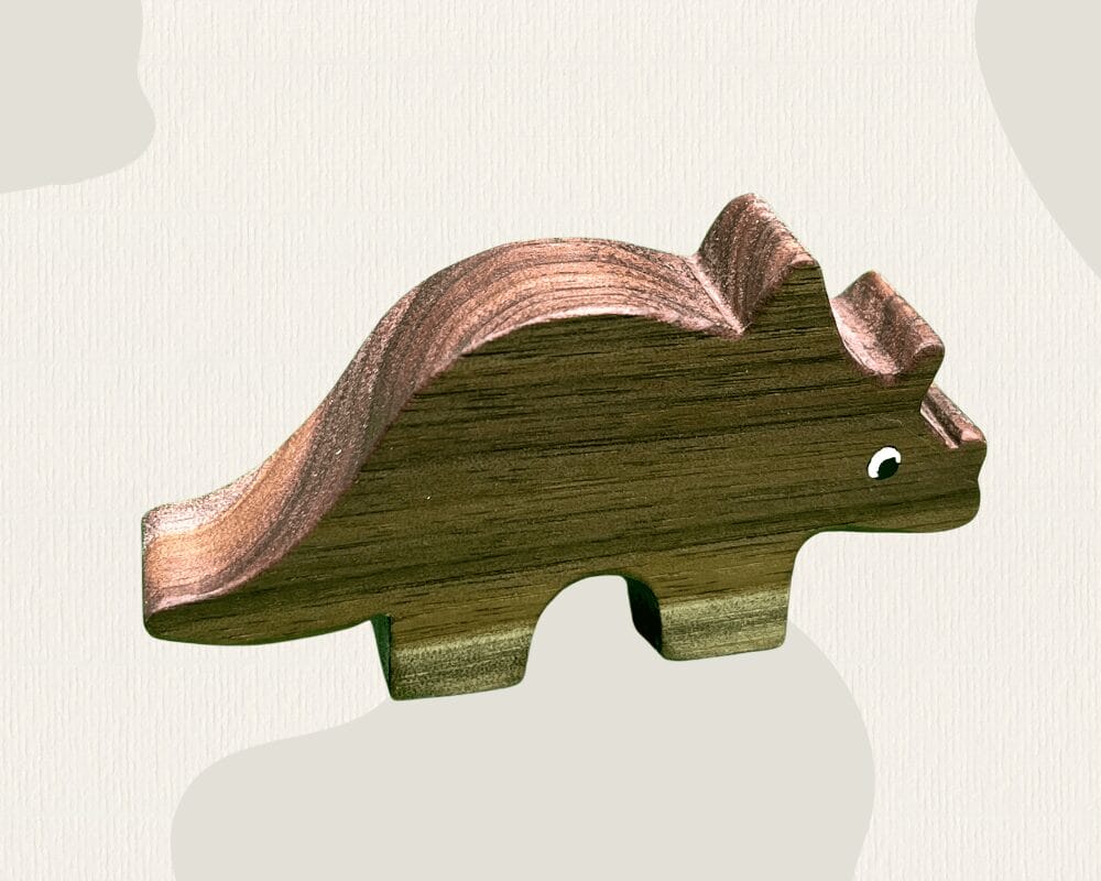 triceratops2-min